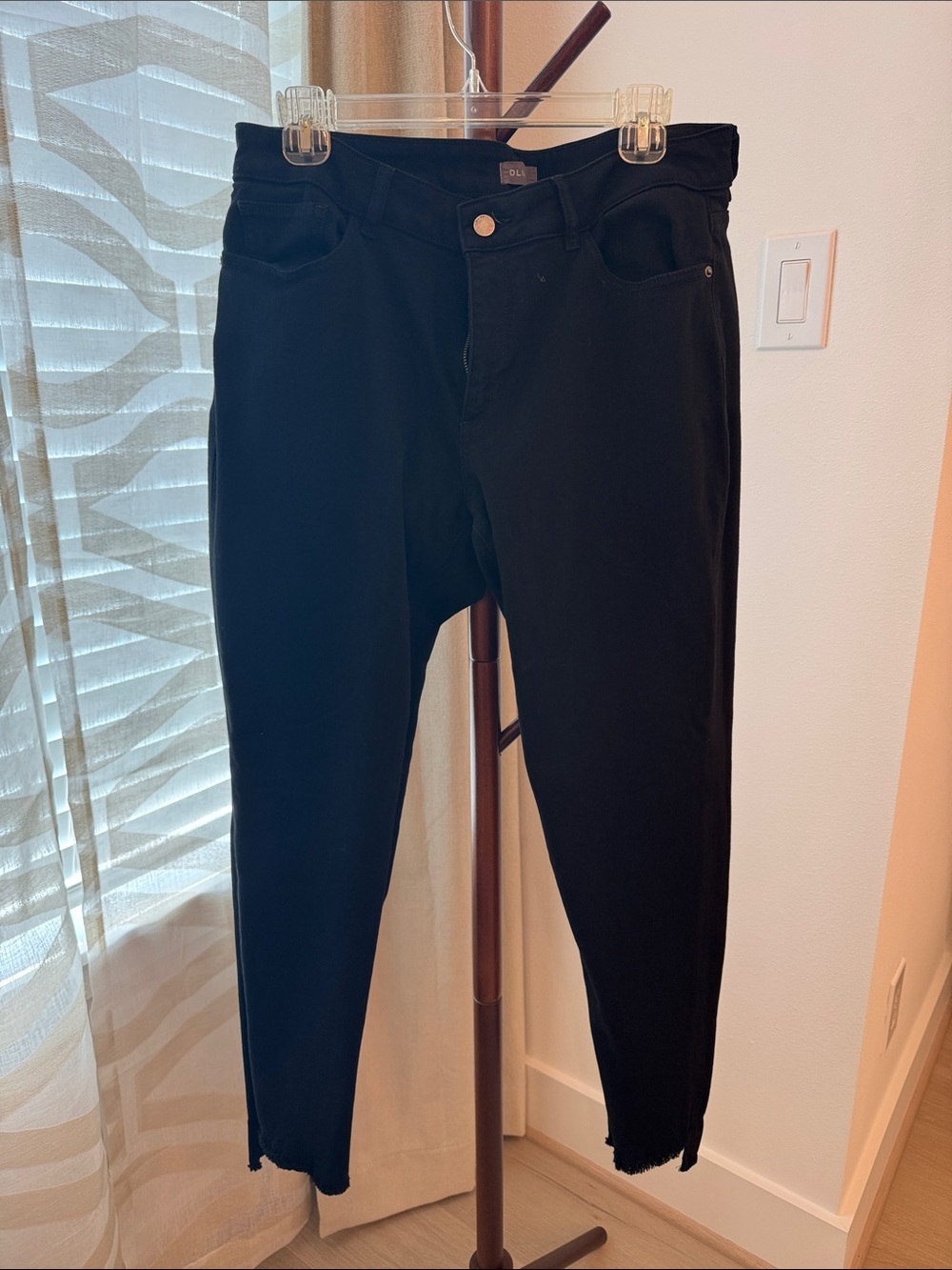 DL1961 Black High-Rise Skinny Jeans